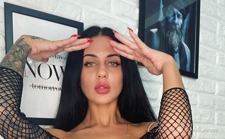 Irina Profile image 2