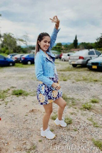 Melany Profile image 1