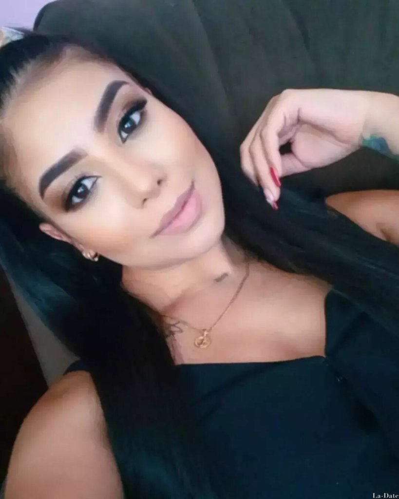 Paula Profile image 1