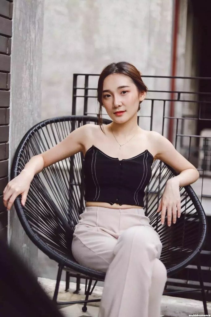 Alivia Profile image 1
