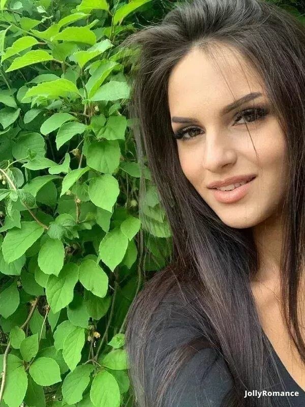 Ksenia Profile image 4