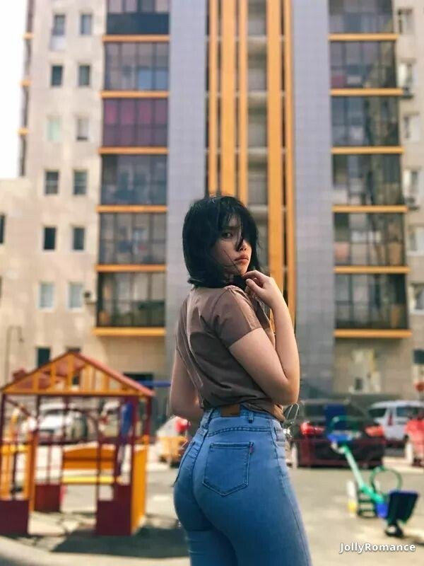 Alexandra Profile image 2
