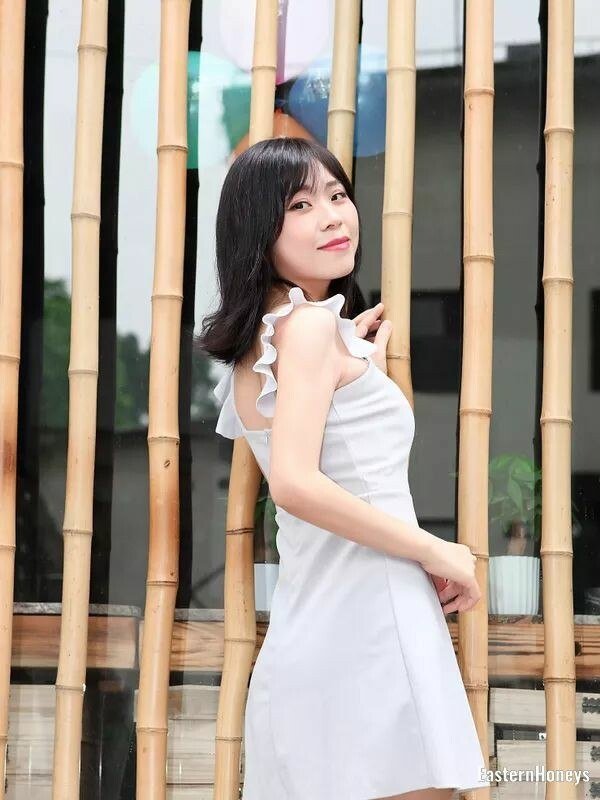 Paula Profile image 1