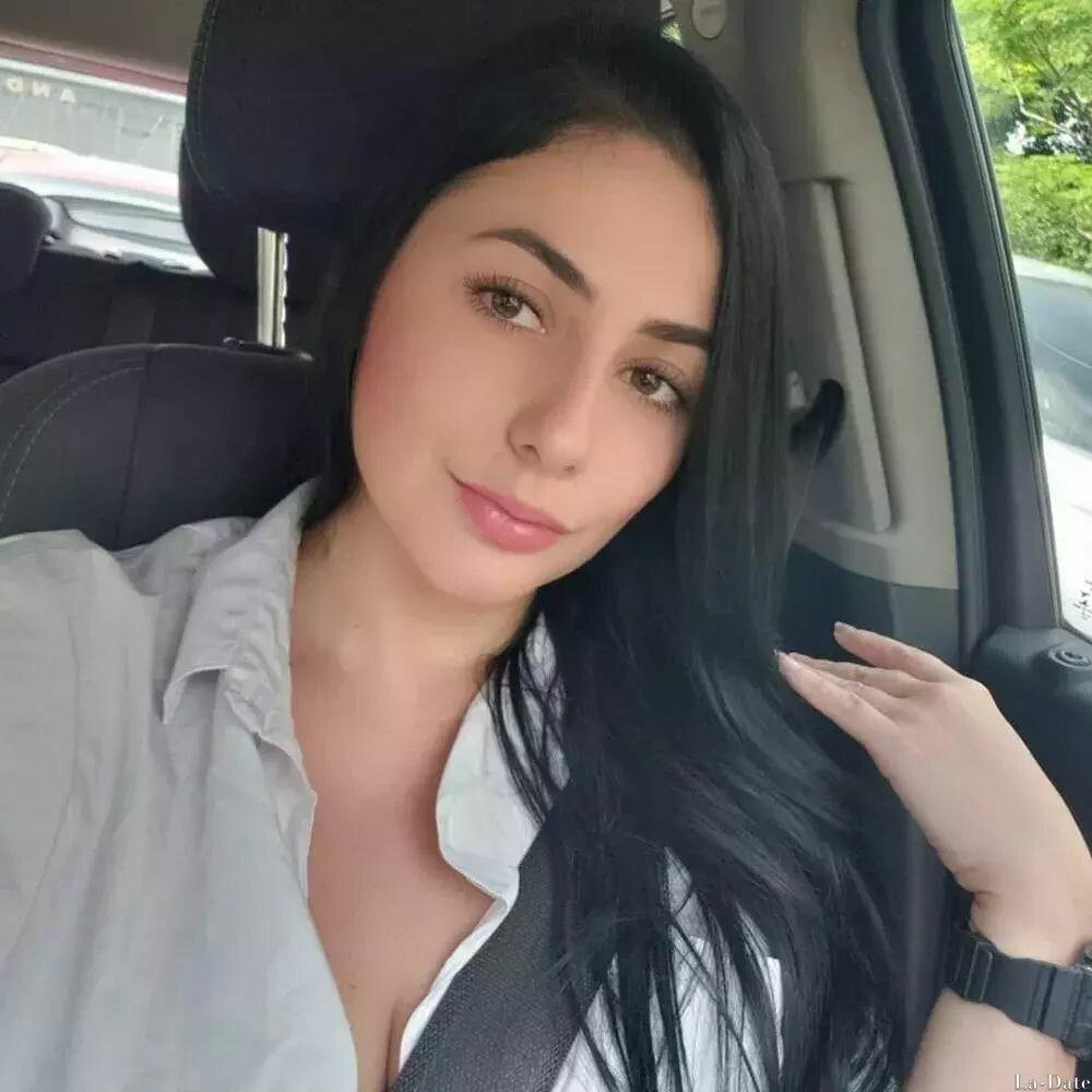 Vanessa Profile image 2