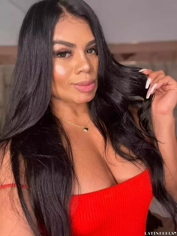 Viviana Profile image 3