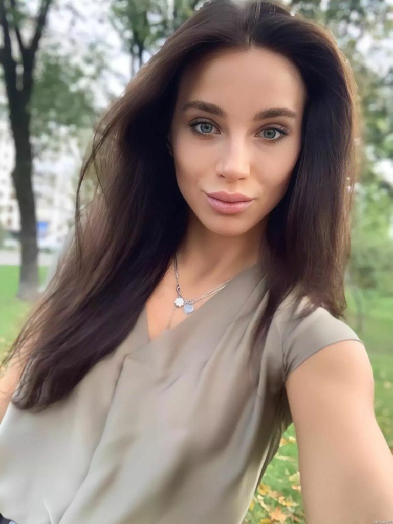 Olga Profile image 3